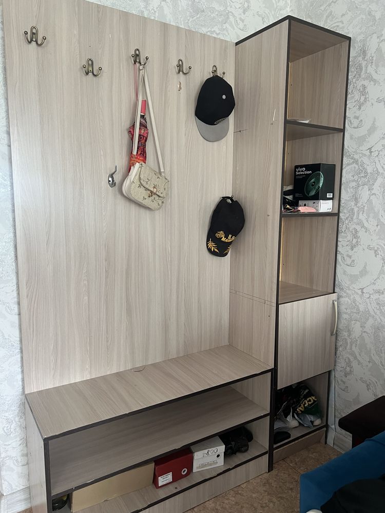 Шкаф для прихожей