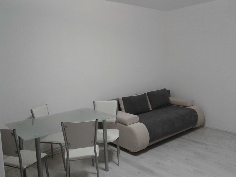 Inchiriez garsoniera Astra