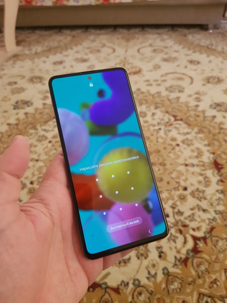 Samsung a51 отличное состояние