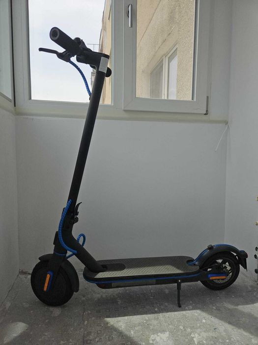 Dezmembrez  trotineta Xiaomi 3   M365