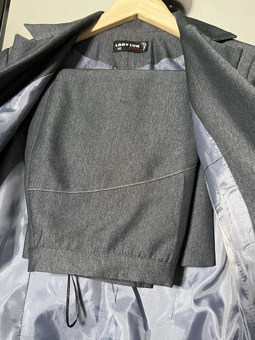 Costum elegant gri Lady Lux