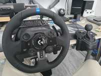 Volan gaming Logitech G923 + Schimbător