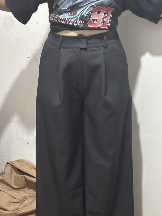 штаны класические серые.