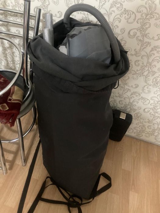 Лодка почти новый.