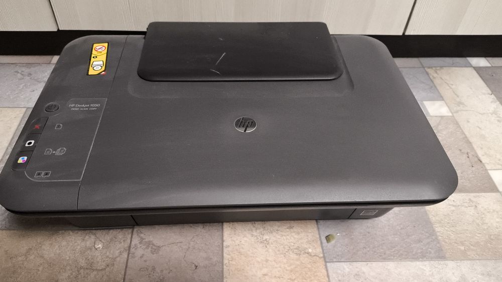 Продам рабочий  принтер