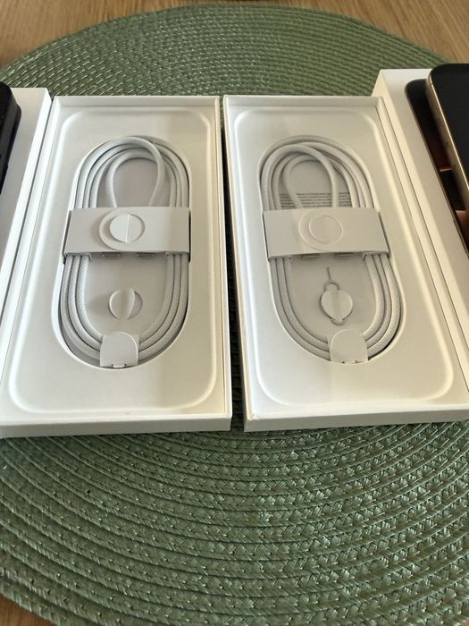 iPhone 16 Pro max Black/Desert Titanium 256GB-Като нови 100% гаранция