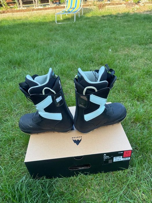 Legaturi rapide si boots snowboard copii marime 36