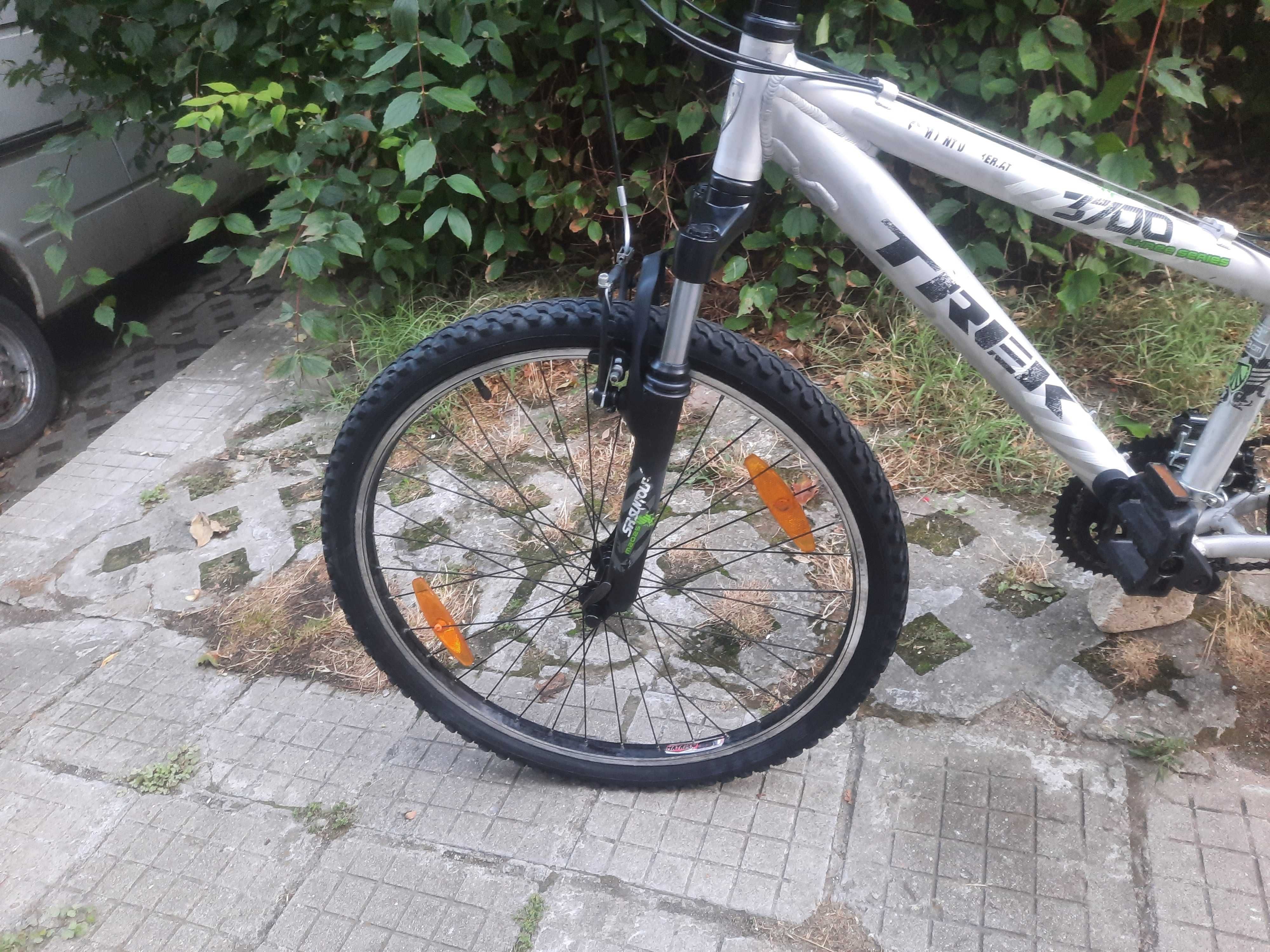 Планински велосипед Trek 3700 three series