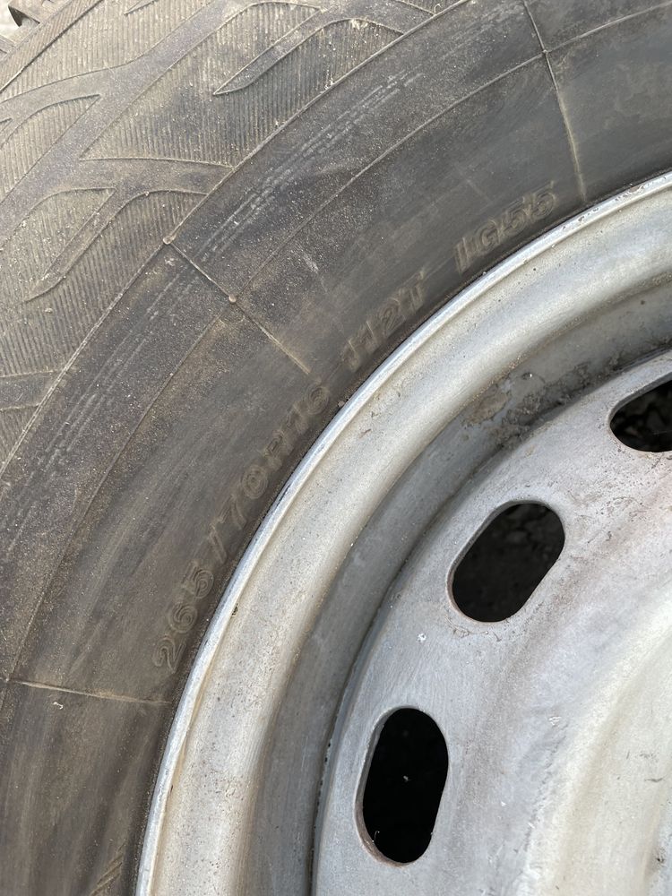 Комплект шин Yokohama зимние 265/70 r16