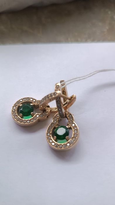 Продам золотые серёжки