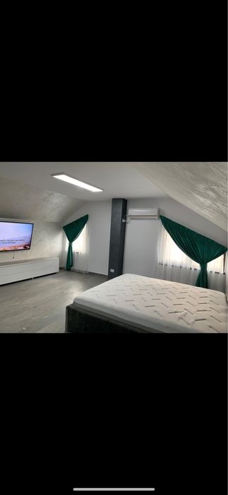 Casa de vanzare ( cartier privat)