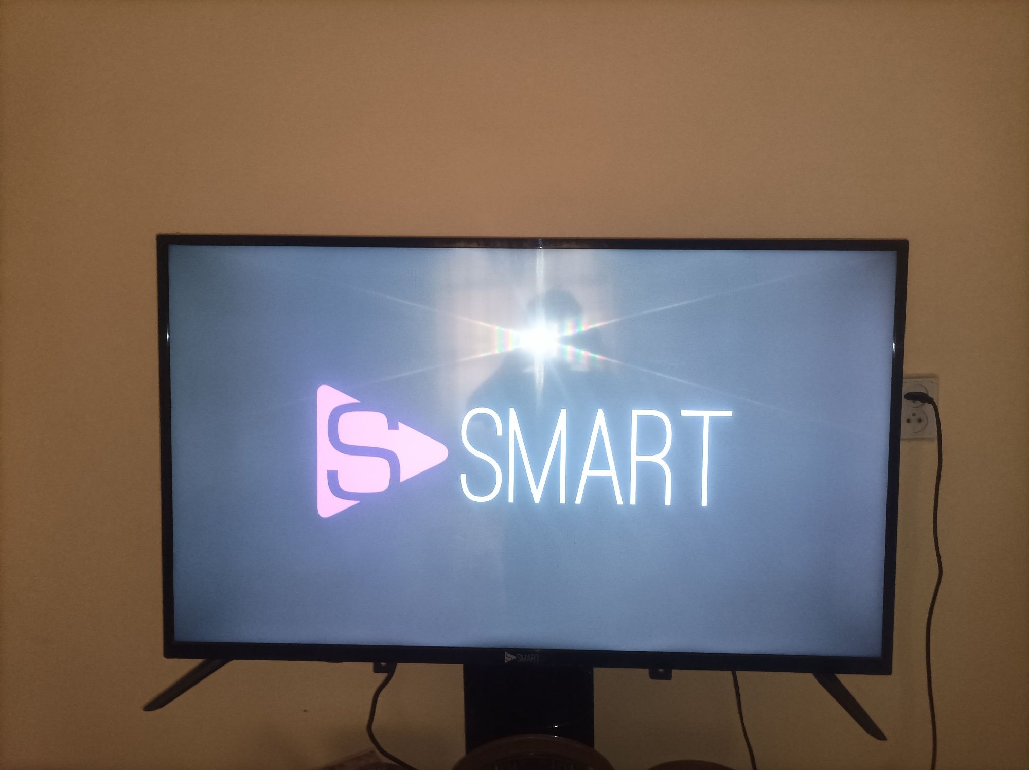 Smart televizor sotiladi xolati yangi