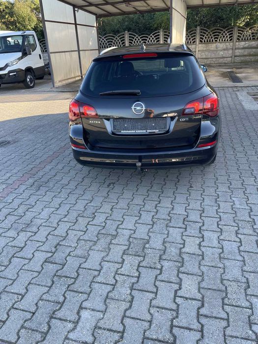 Vând Opel Astra J 1.7 cdti