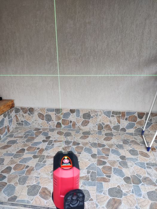 Nivelă Laser Leica rază verde