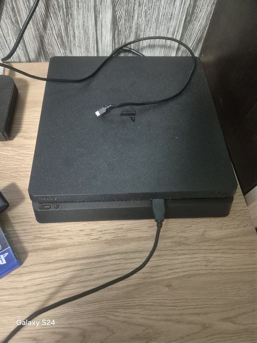 Ps4                 .