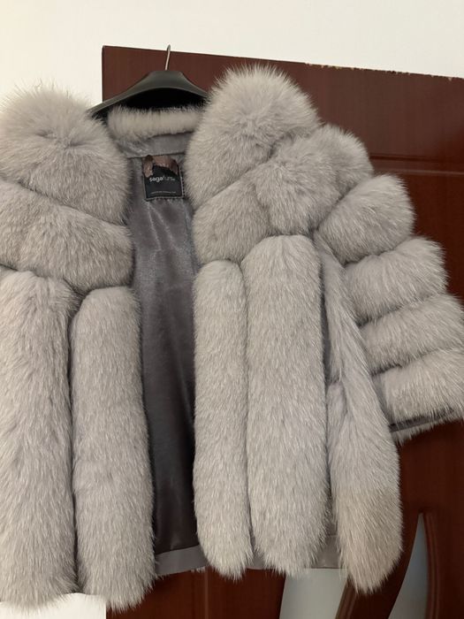 Blană naturală gri „Saga Furs” – mărimea XL, stare excelentă
