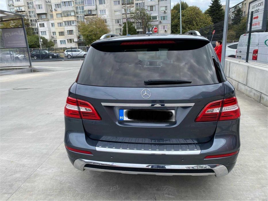 Продавам Mercedes ML 350 4 Matic