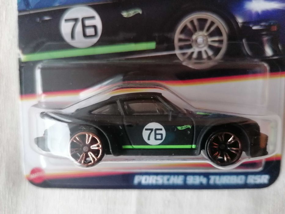 Комплект Hot Wheels Neon speeders