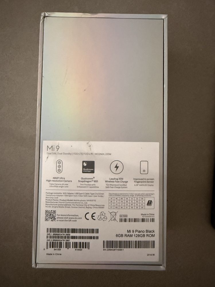 Xiomi mi 9 6 GB RAM 128 GB ROM