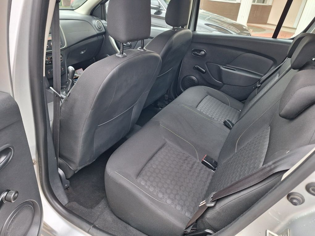 Dacia sandero 0.9 ,90cp 130.000km