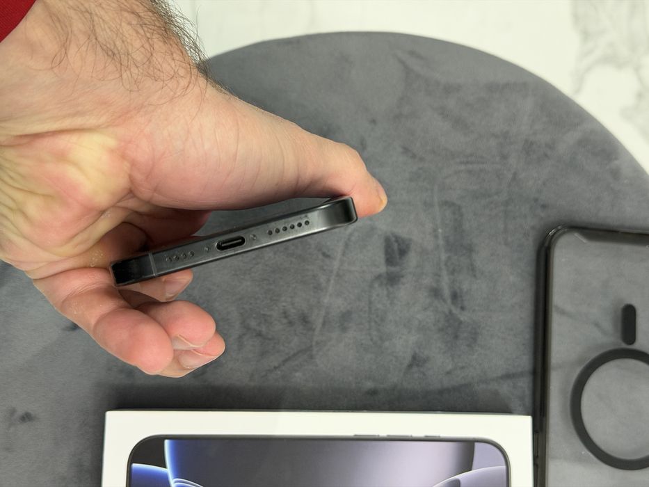 iPhone 16 Pro Max – 512 GB – Black Titanium