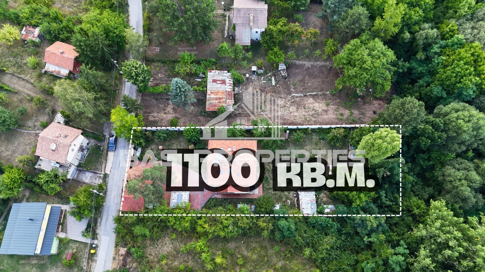 Къща в София-Банкя площ 400
