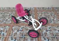 Cart (kart) cu pedale pentru copii BERG Buddy - alb cu roz