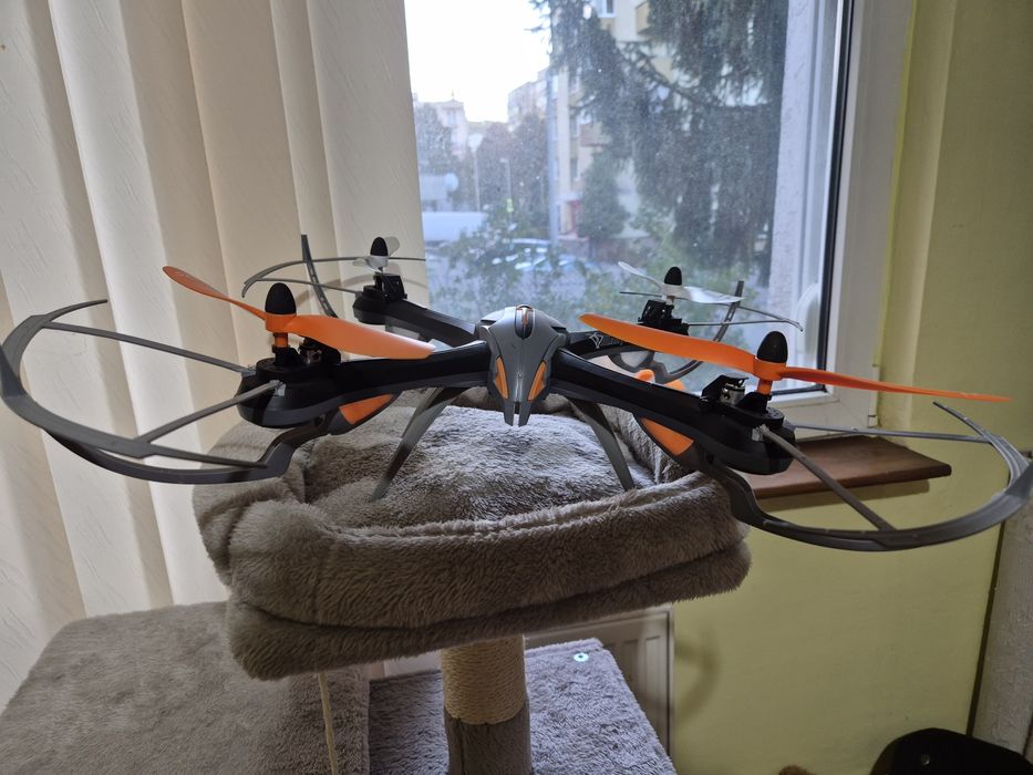 Drona Zoopa Mantis