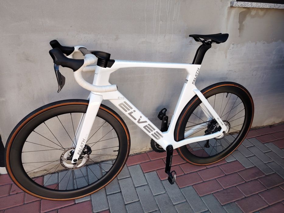 Cursiera Shimano di 2, Full carbon,Ultegra 2x12-model nou