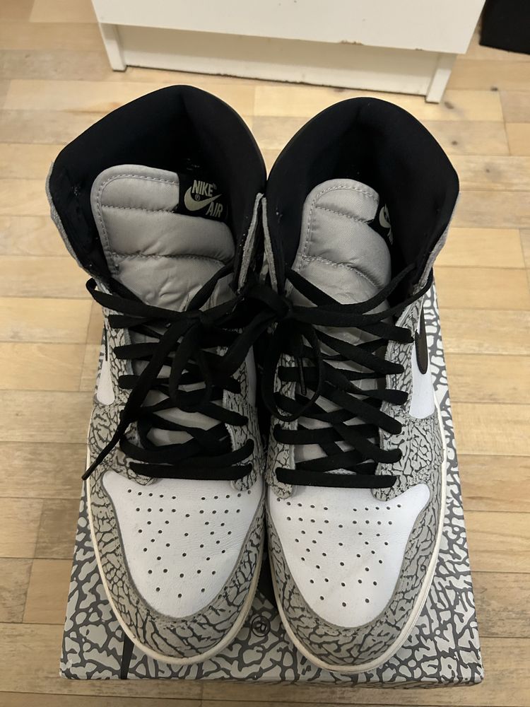 Air Jordan 1 Retro High OG Сив