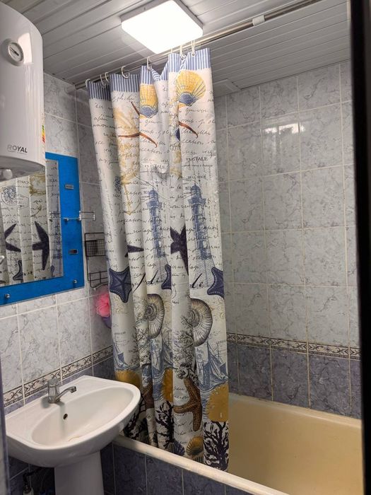 Сдаётся в аренду.Ижарага оила куйилади Нарх Яна келишилади