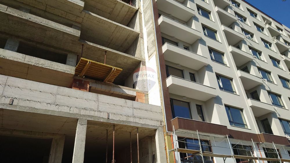 Продава се Офис в Варна, Център - 163 кв.м за 1798 €/кв.м - Снимка #1