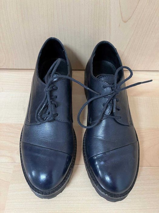 Pantofi piele naturala, marimea 33