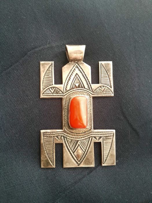 Оригинален индиански сребърен  Индиански сребърен медальон