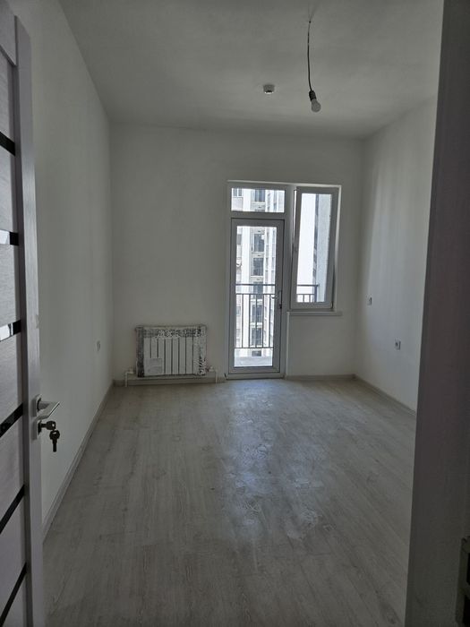 TJ Yangi darhon 75 m2 16 qavatli bino tayyor bitgan kadastr 100%