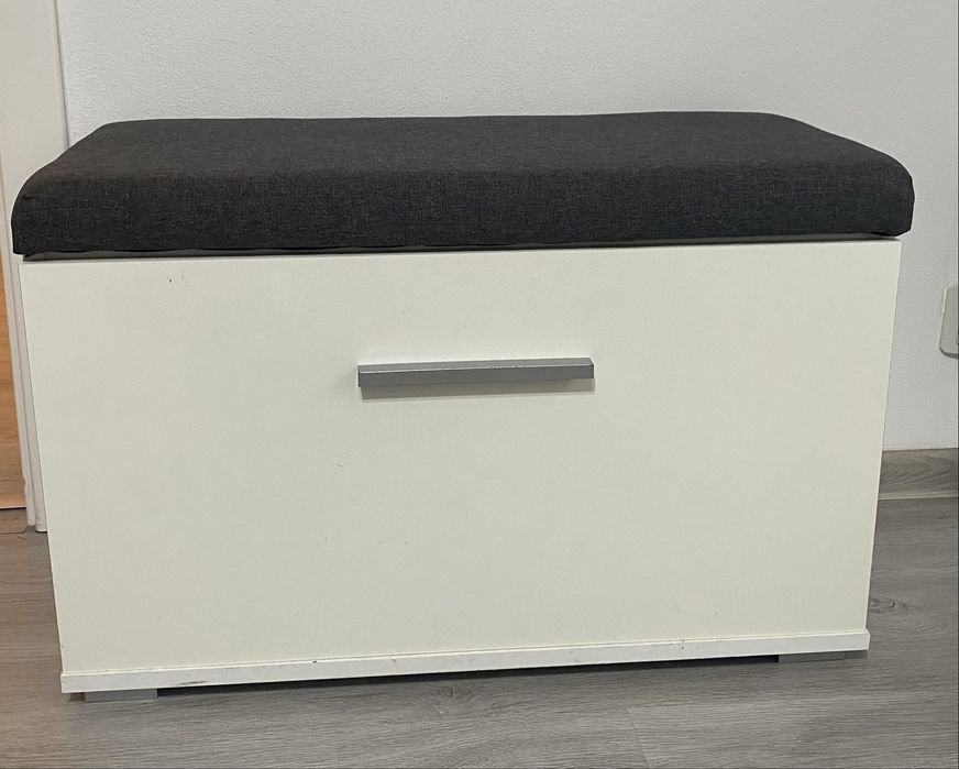 Pantofar tip taburet