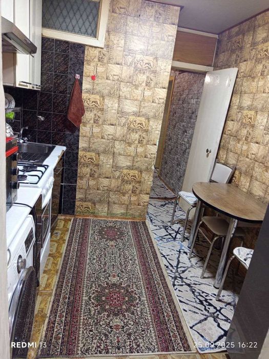 Чилонзор 23. 5 этажли домнинг  4  этажида 4 хонали хонадон сотаман.