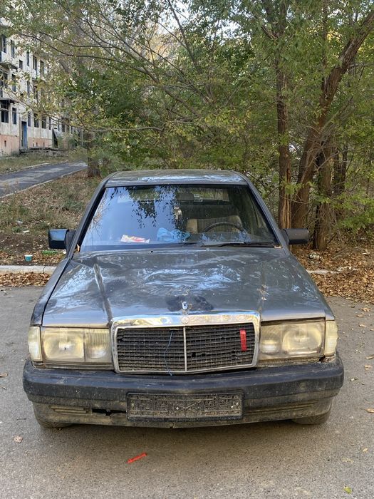 Продам мерседес бенз 190