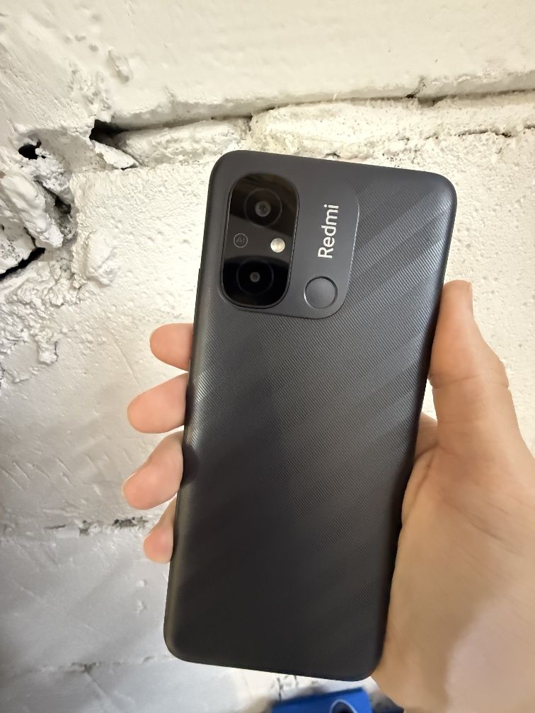 Redmi 12C 4/128 Gb очень хорошее состояние