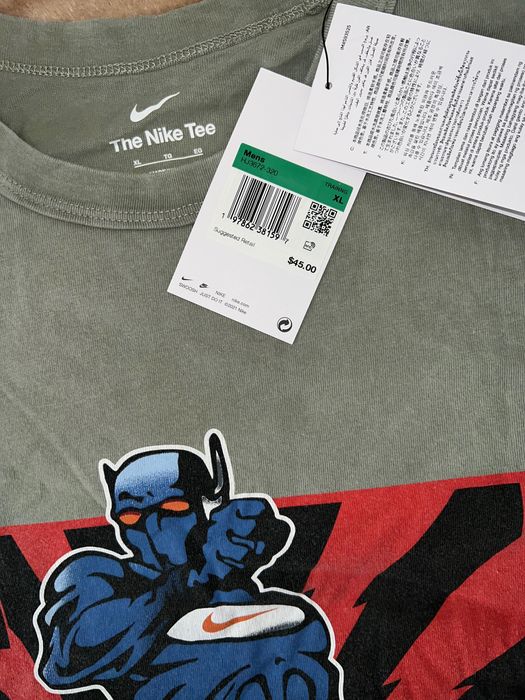 Футболка Nike серого цвета, размер XL.