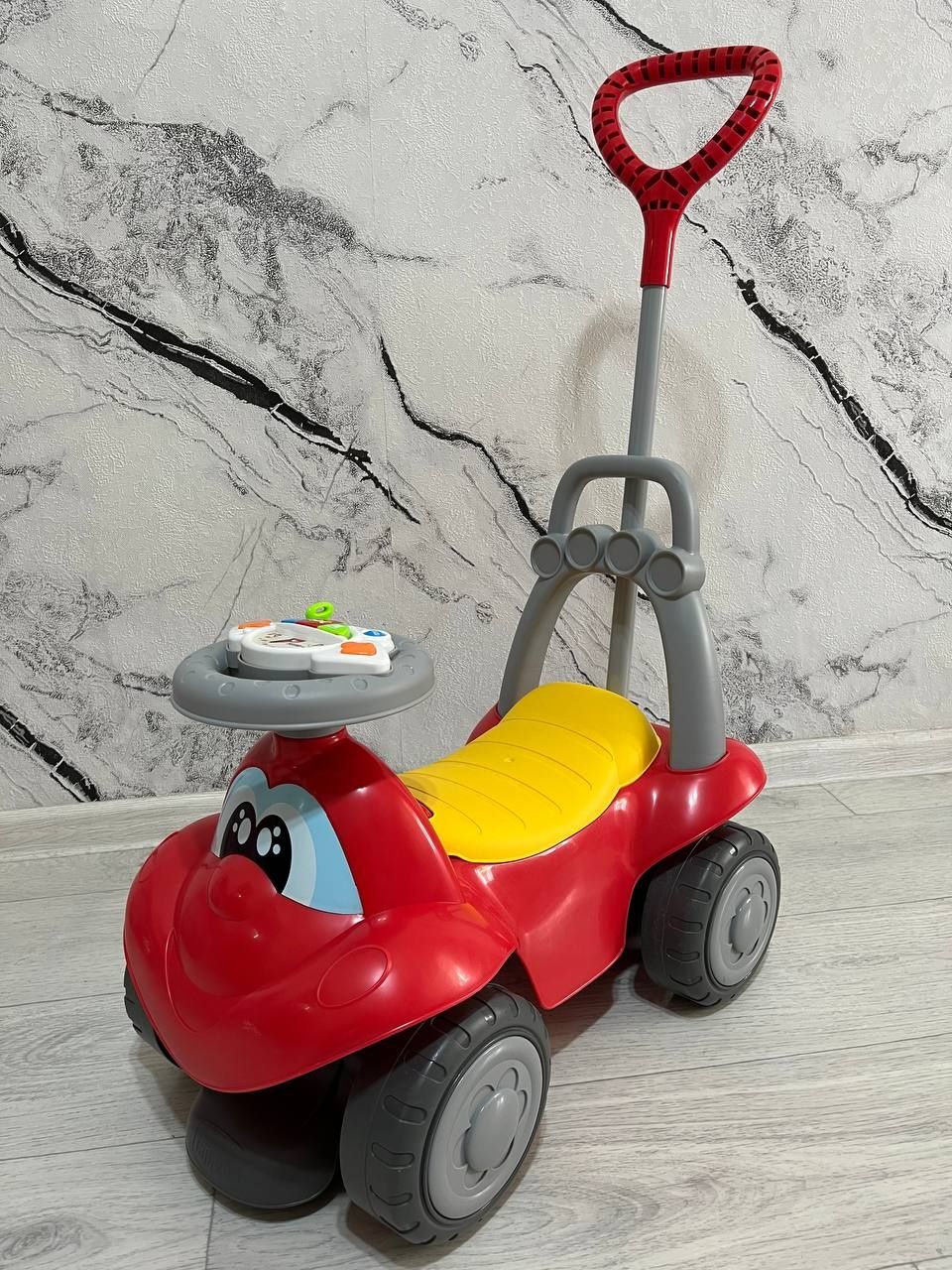Машинка chicco 3в1 толокар