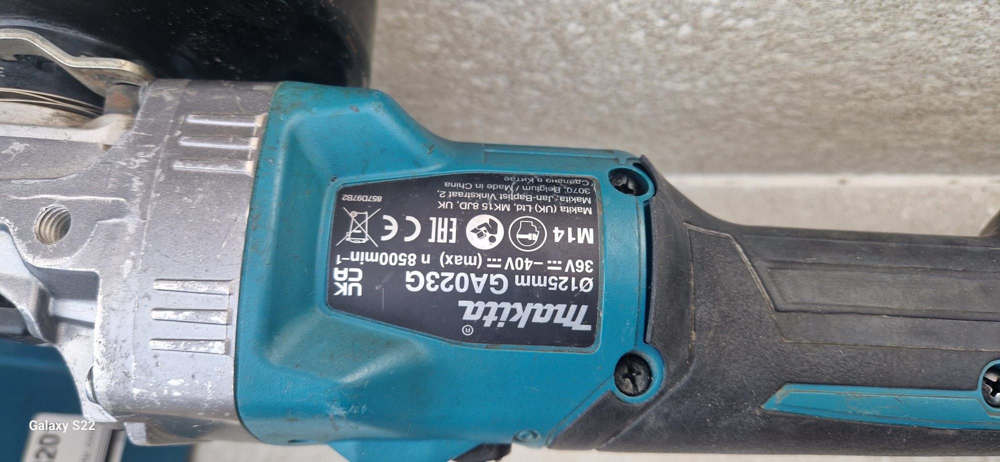 Makita polizor pe acumulator de 40 V