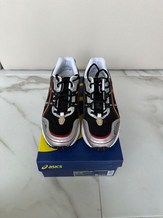 Маратонки ASICS, номер 43,5, цена 120,00