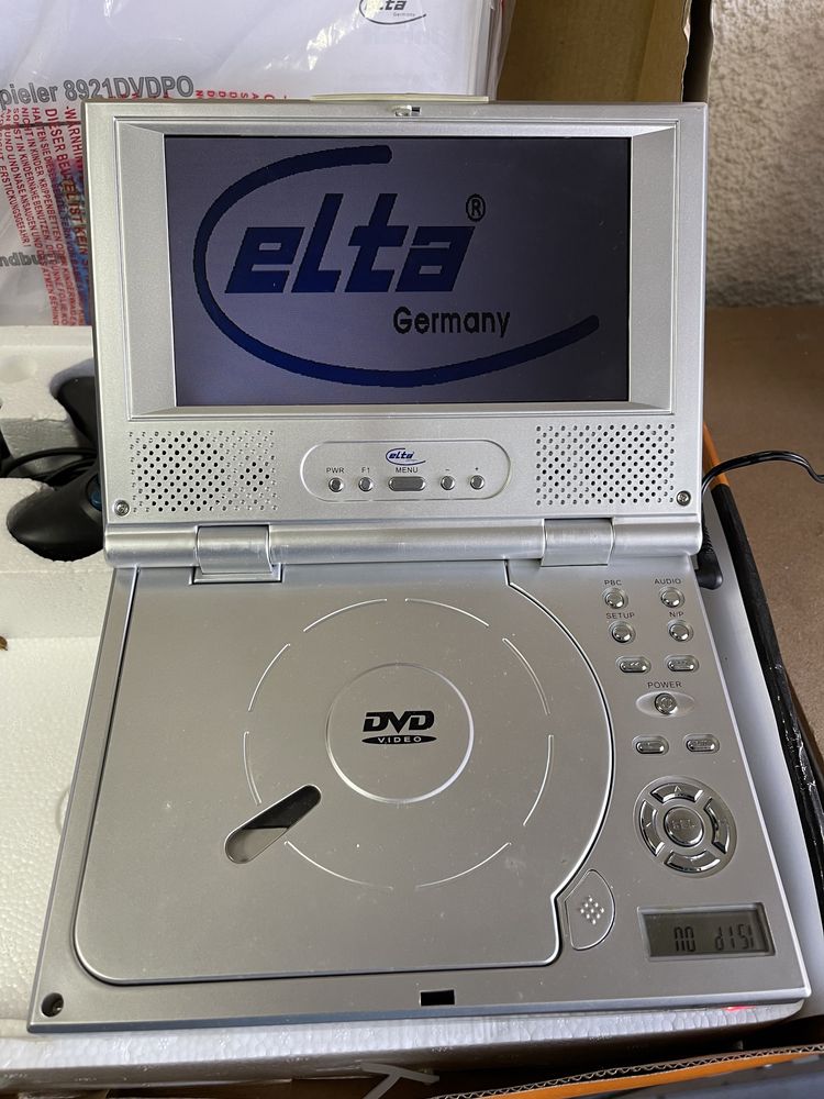 ELTA 7” Portabler DVD MPEG4 Player