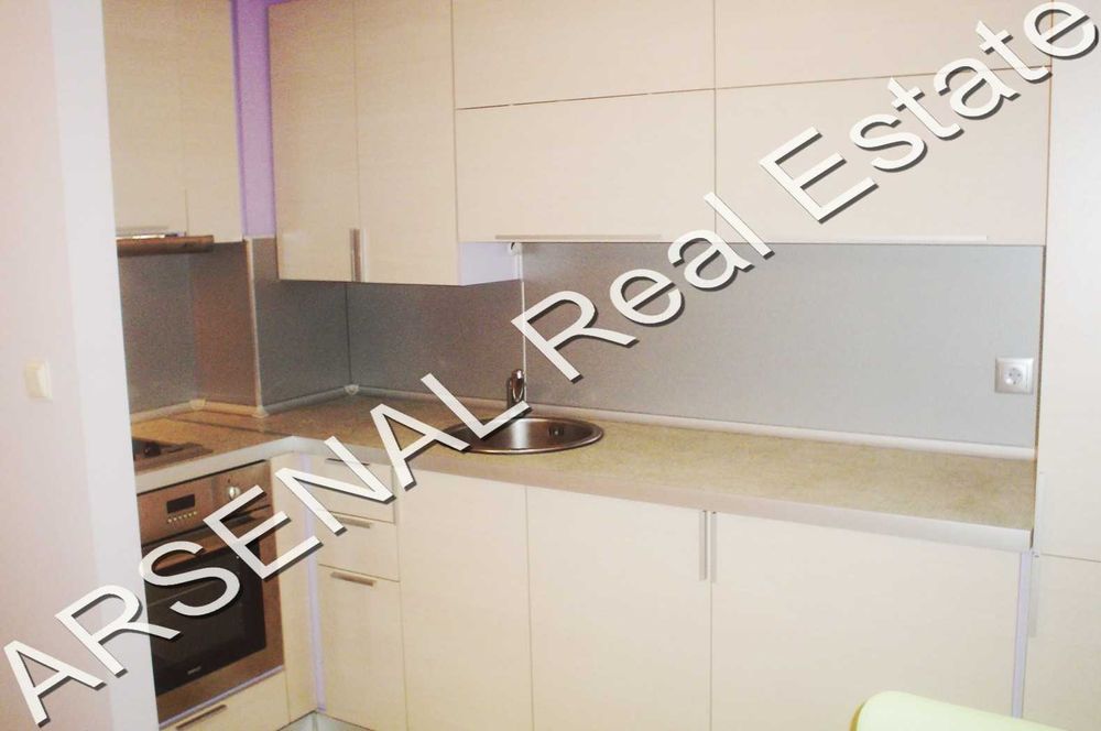 Дава се под наем Двустаен апартамент в София, Лозенец - 63 кв.м за 650 € - Снимка #1