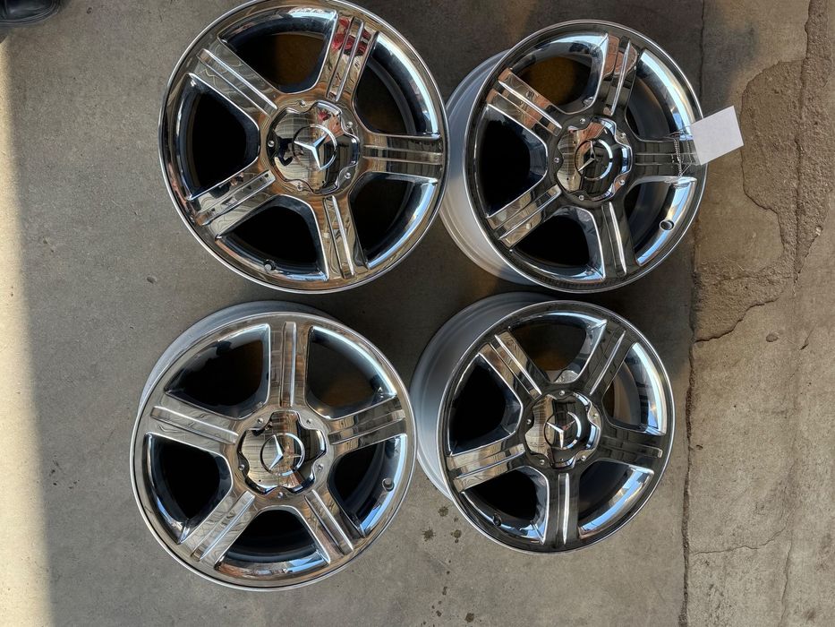 Vând jante originale Mercedes pe 17” noi