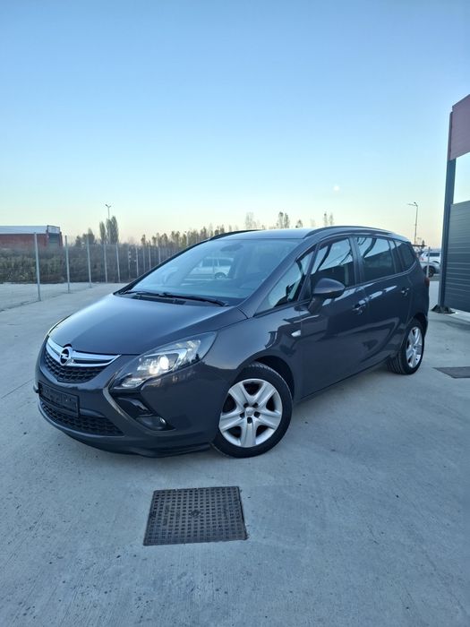 Opel Zafira Tourer 2.0