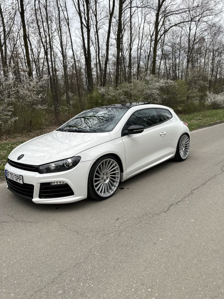 Volkswagen scirocco R