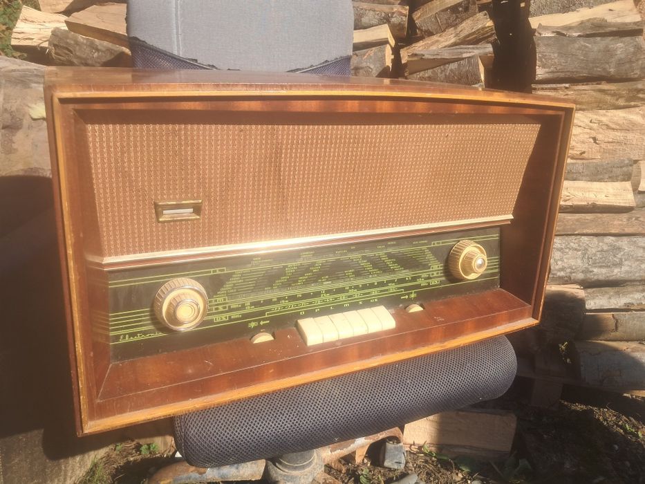 Radio vechi, merge dar nu mai are antena