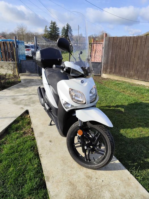 Yamaha Xenter 125  cm²